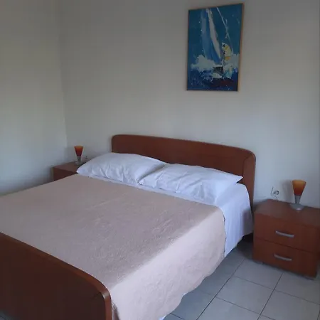 Apartman Kadmen *