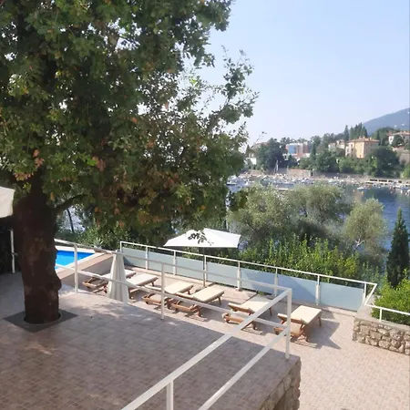 Kadmen Apartman