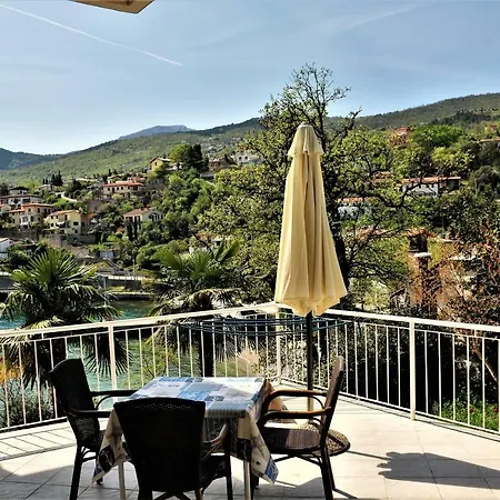 Kadmen Apartman Ika