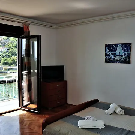 Kadmen Apartman